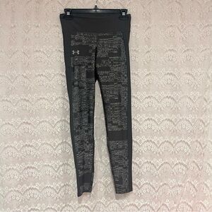 Under Armour Charcoal Graphic Leggings size M